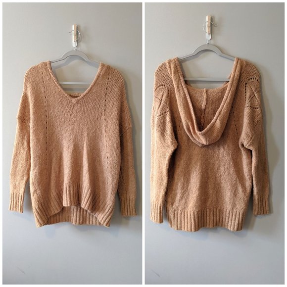 American Eagle Outfitters Sweaters - American Eagle Jegging Fit Hooded Sweater